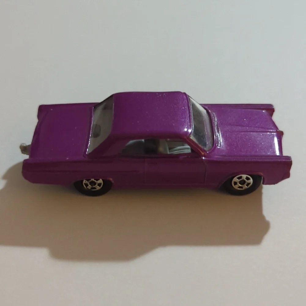 Vintage 1970 Matchbox Lesney Superfast No.22 Pontiac Gp Sports Coupe 1/64 Purple